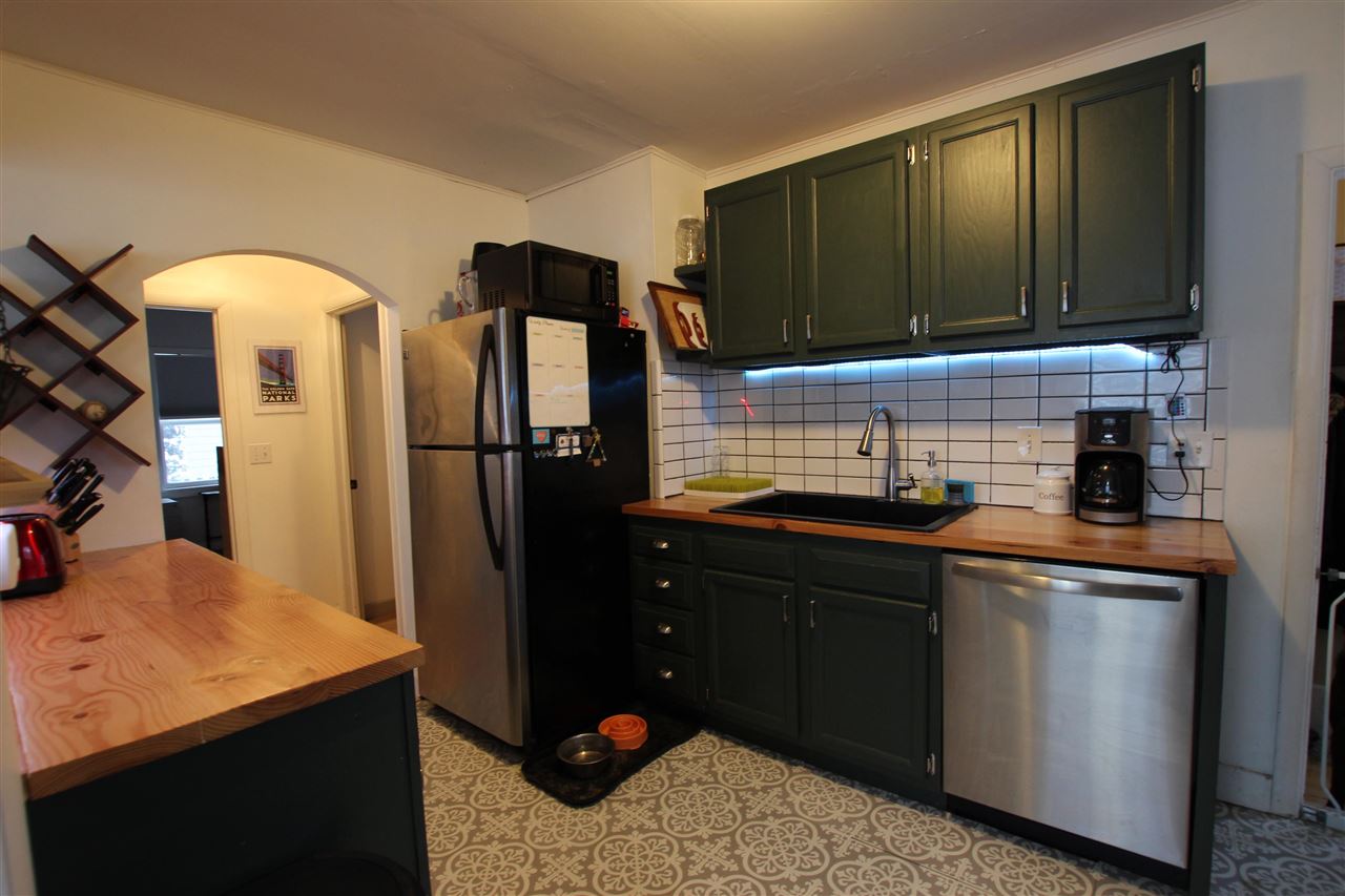 208 E Upright Avenue