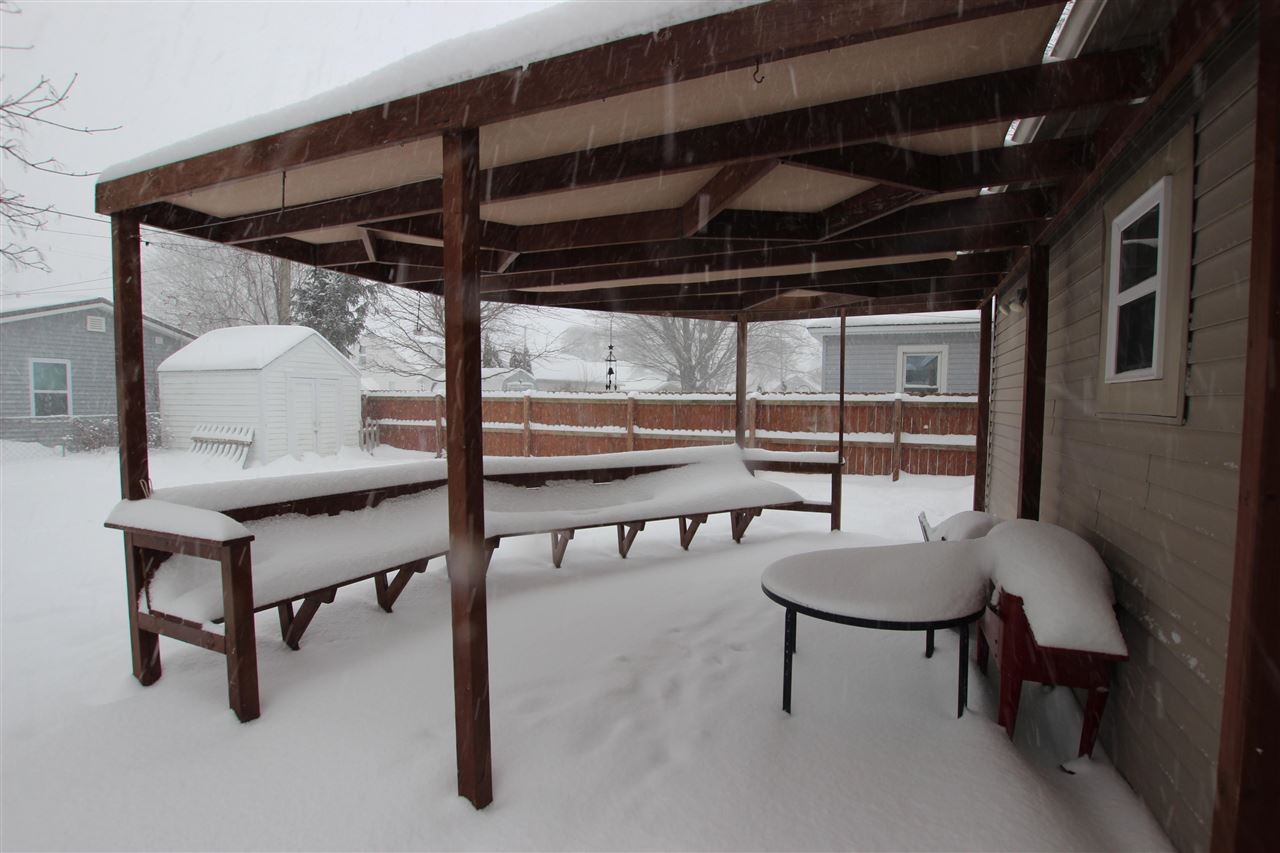 208 E Upright Avenue