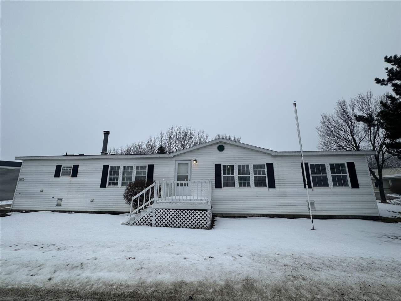6685 N M-66