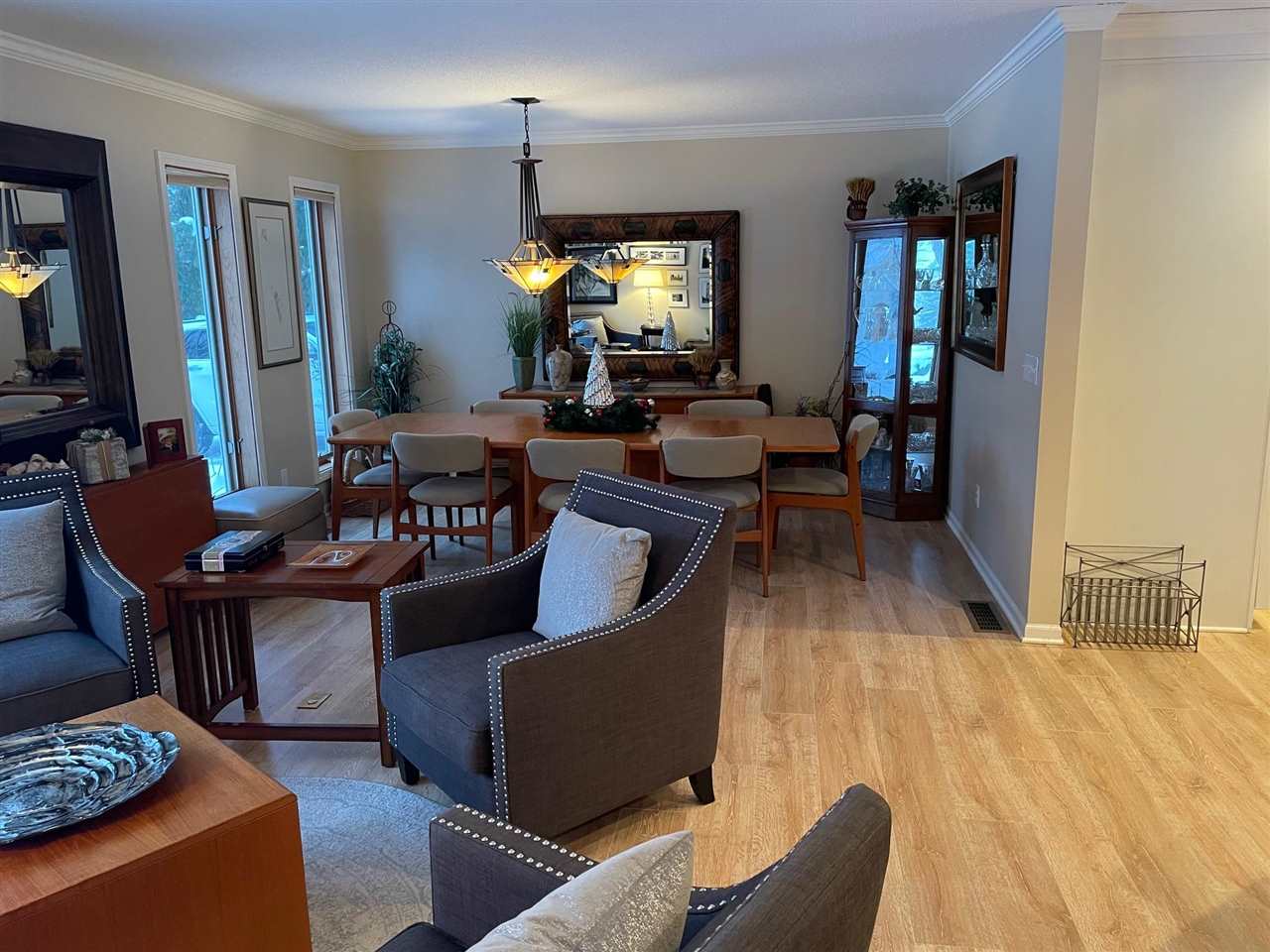 2317 Pinecrest