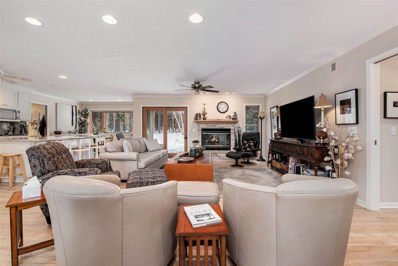2317 Pinecrest