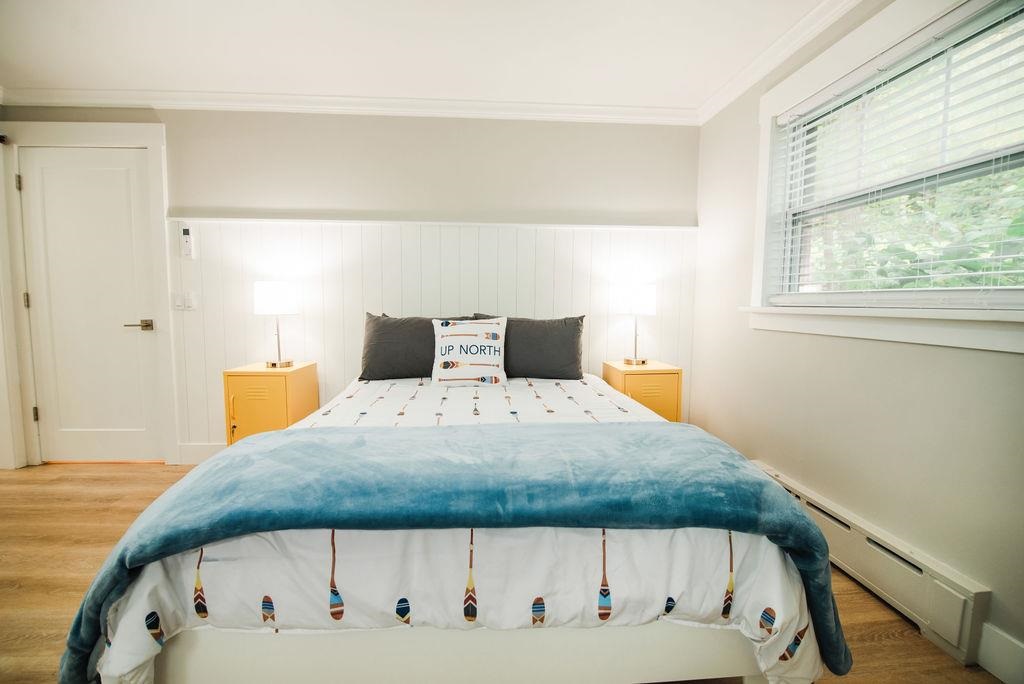 3042 LAKESHORE Road
