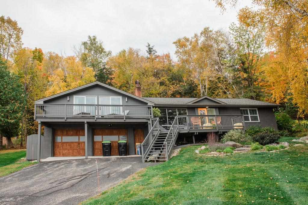 3042 LAKESHORE Road