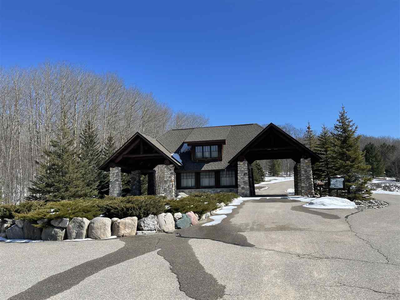 328 Pleasant Ridge Drive