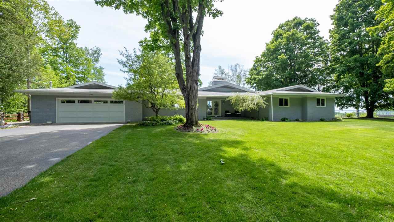 6918 Harbor - Petoskey Road