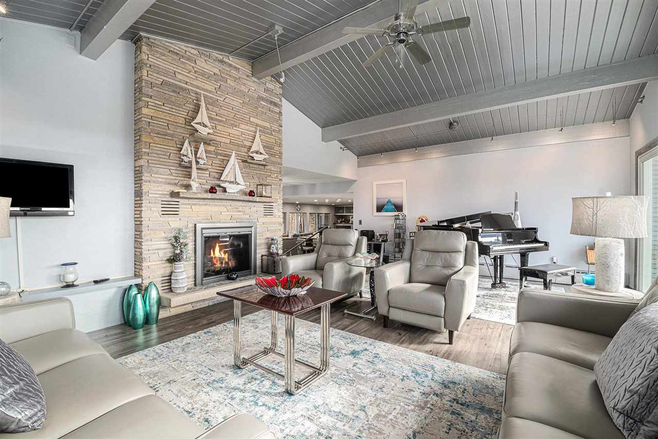 6918 Harbor - Petoskey Road