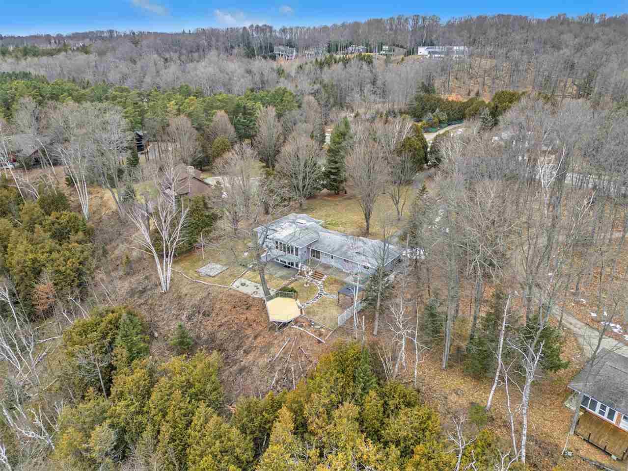 6918 Harbor - Petoskey Road