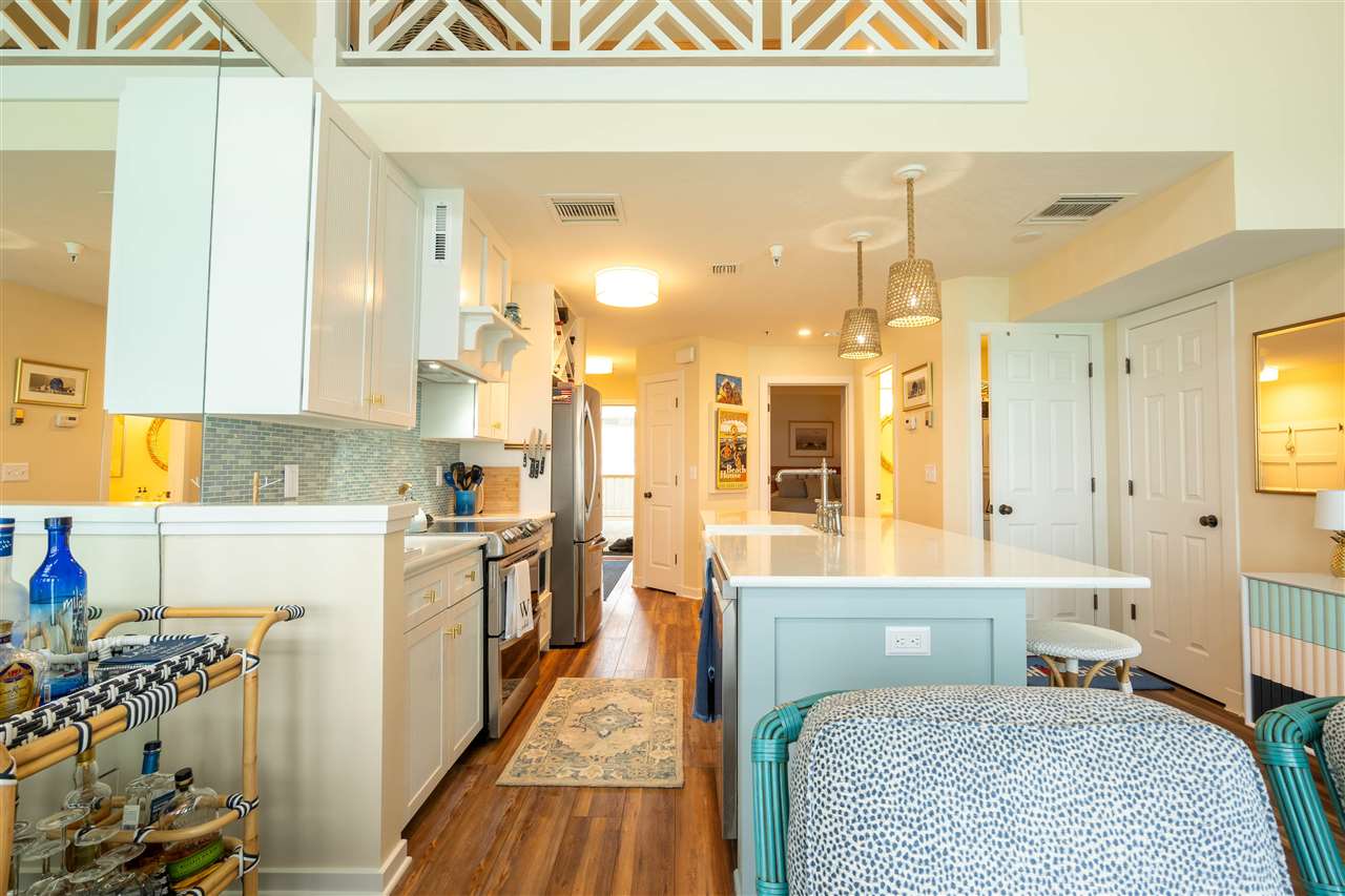 301 Michigan Avenue Unit: 13