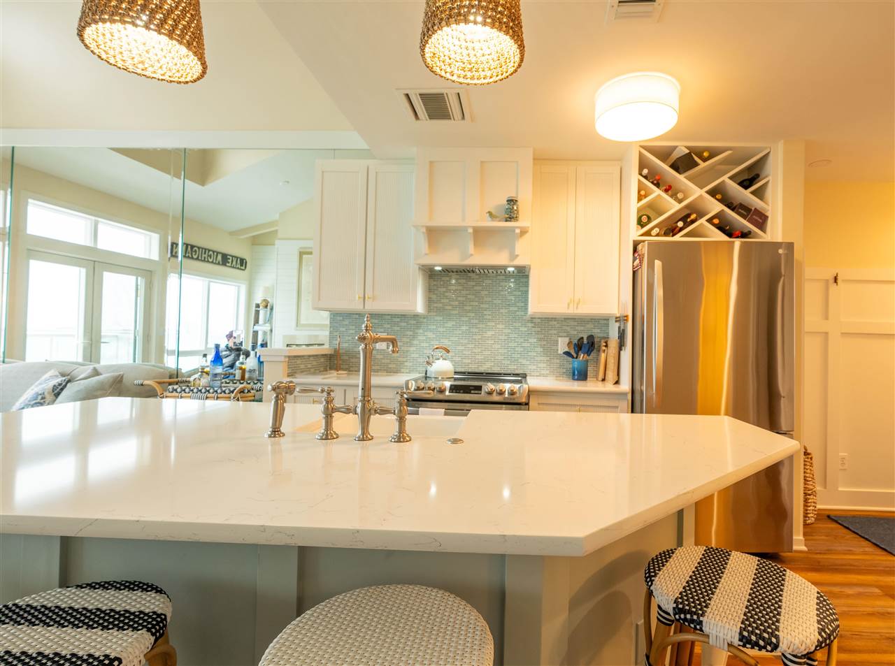 301 Michigan Avenue Unit: 13