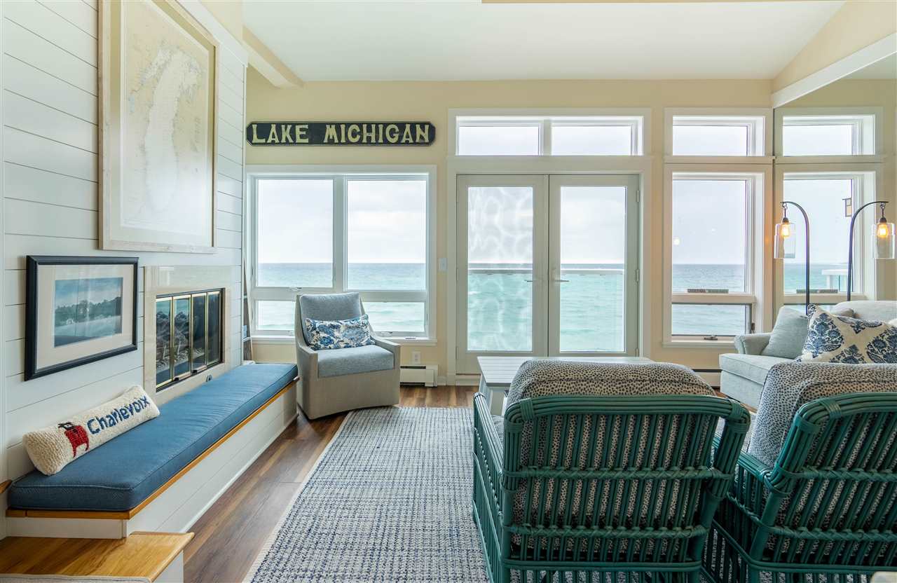 301 Michigan Avenue Unit: 13