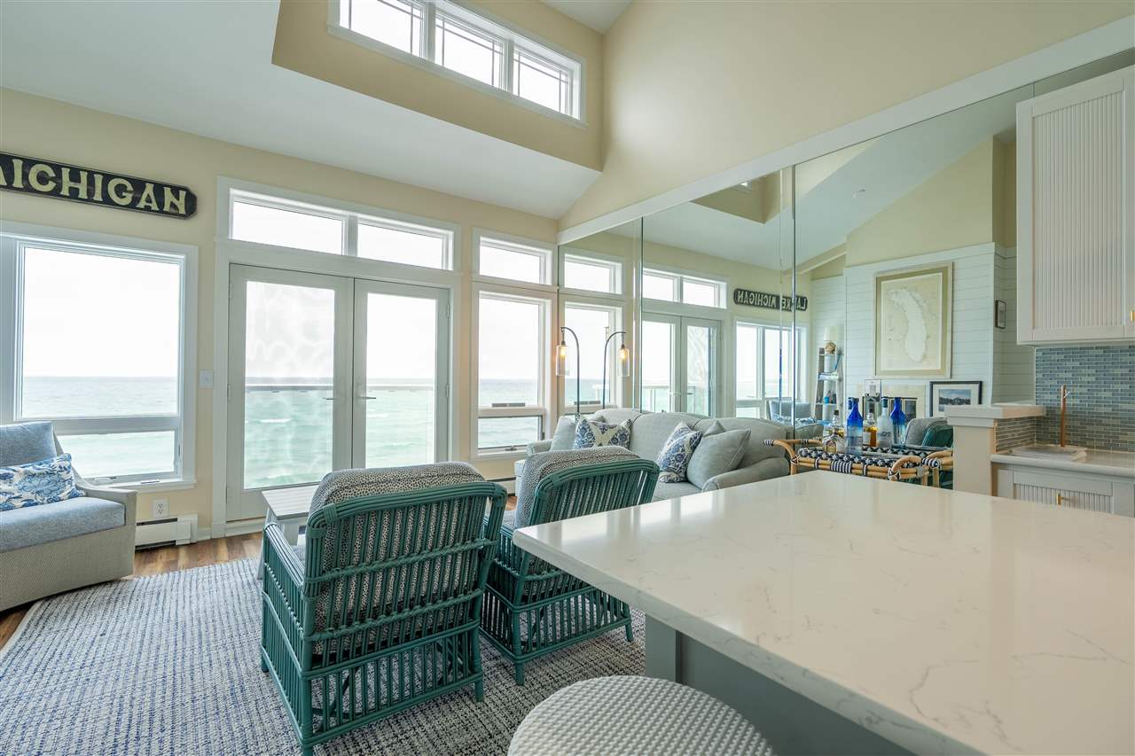 301 Michigan Avenue Unit: 13