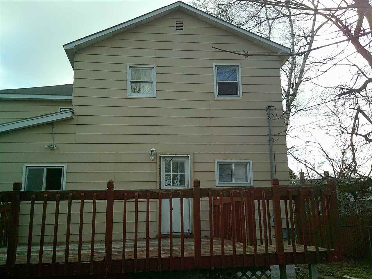 208 Long Lake Avenue