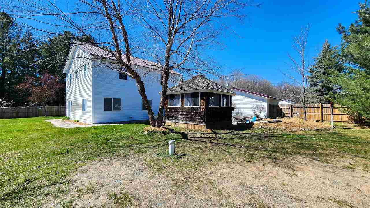 5690 Valley Road