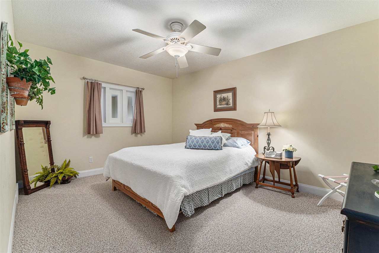 7698 Evergreen Ridge