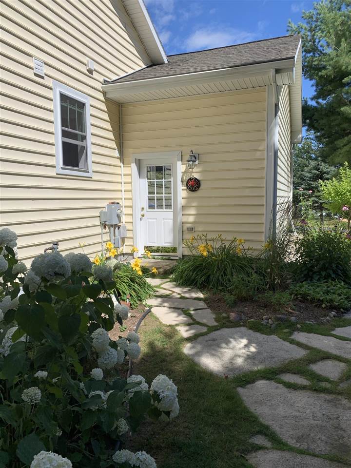 7698 Evergreen Ridge