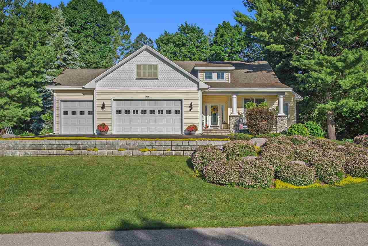 7698 Evergreen Ridge