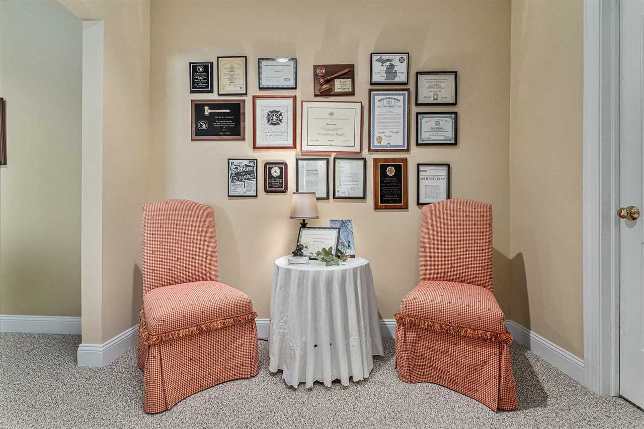 7698 Evergreen Ridge