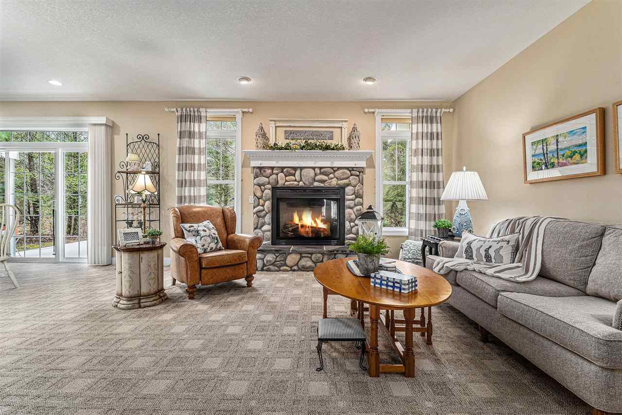 7698 Evergreen Ridge