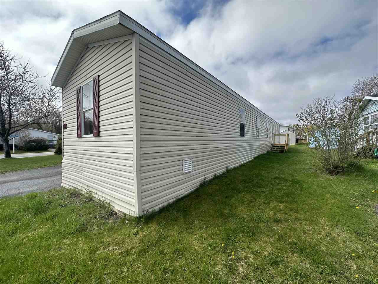 6685 N M-66 Unit: 86