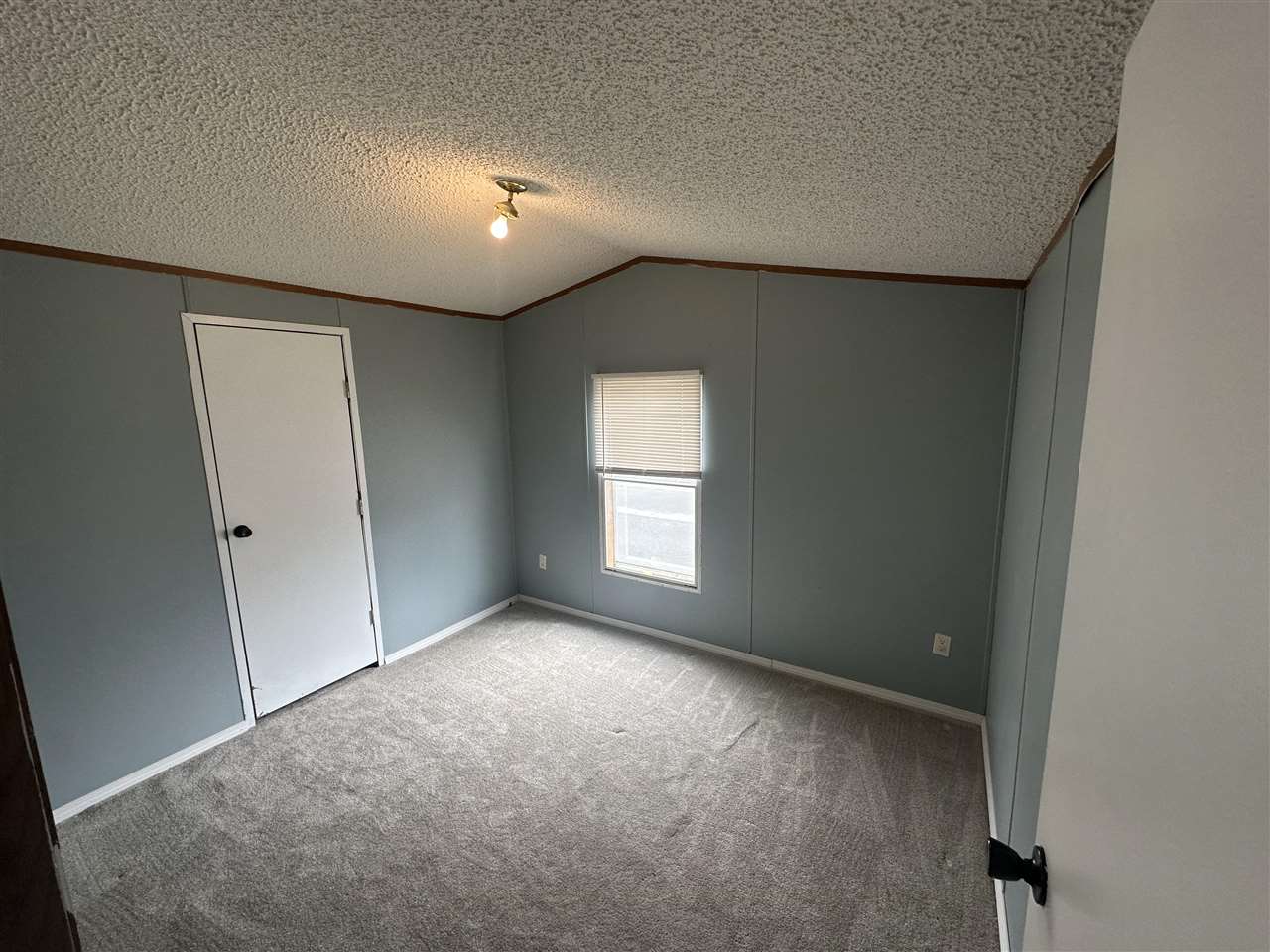 6685 N M-66 Unit: 86