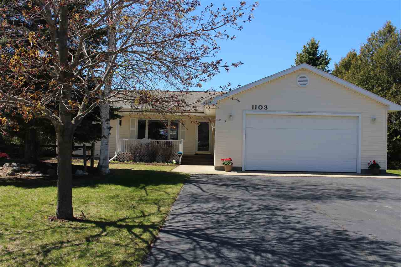 1103 Charlo