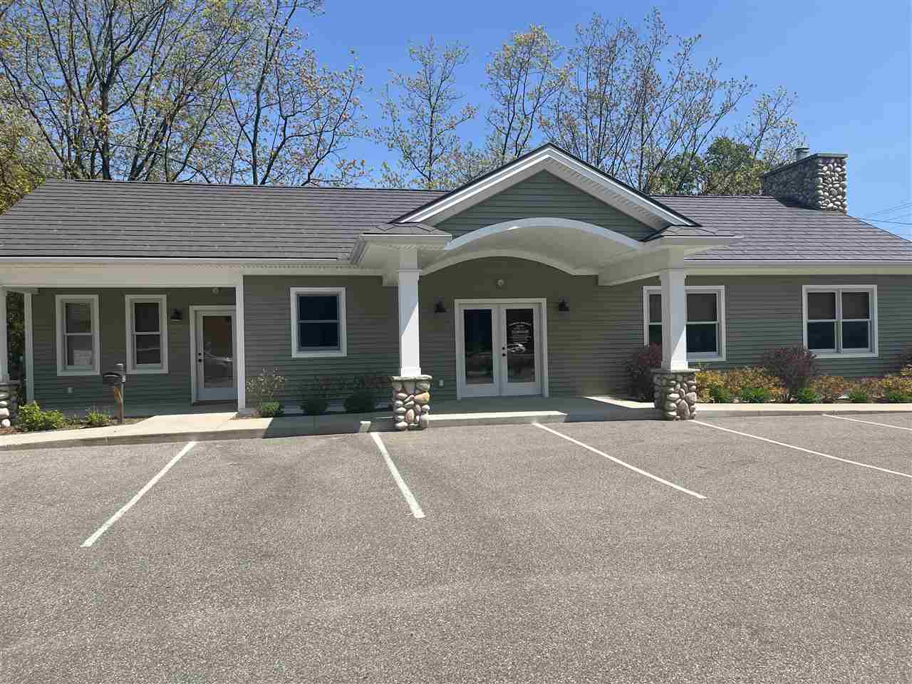 631 E Lake Street Unit: 20