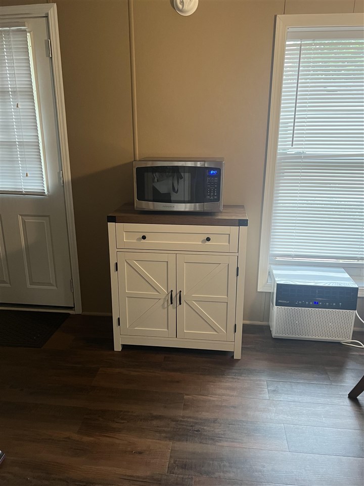 631 E Lake Street Unit: 20