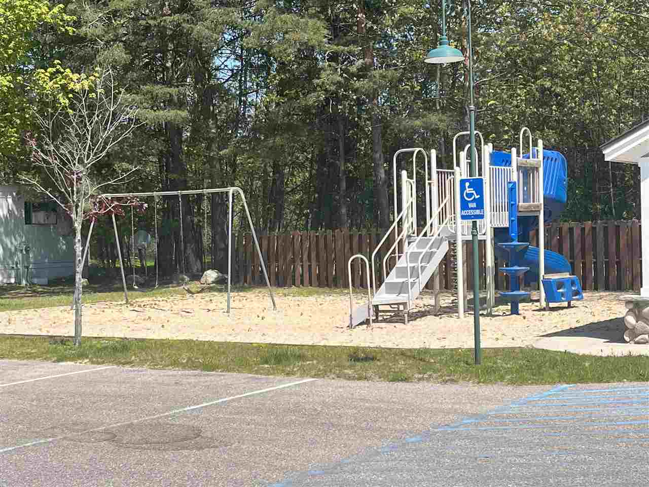 631 E Lake Street Unit: 20