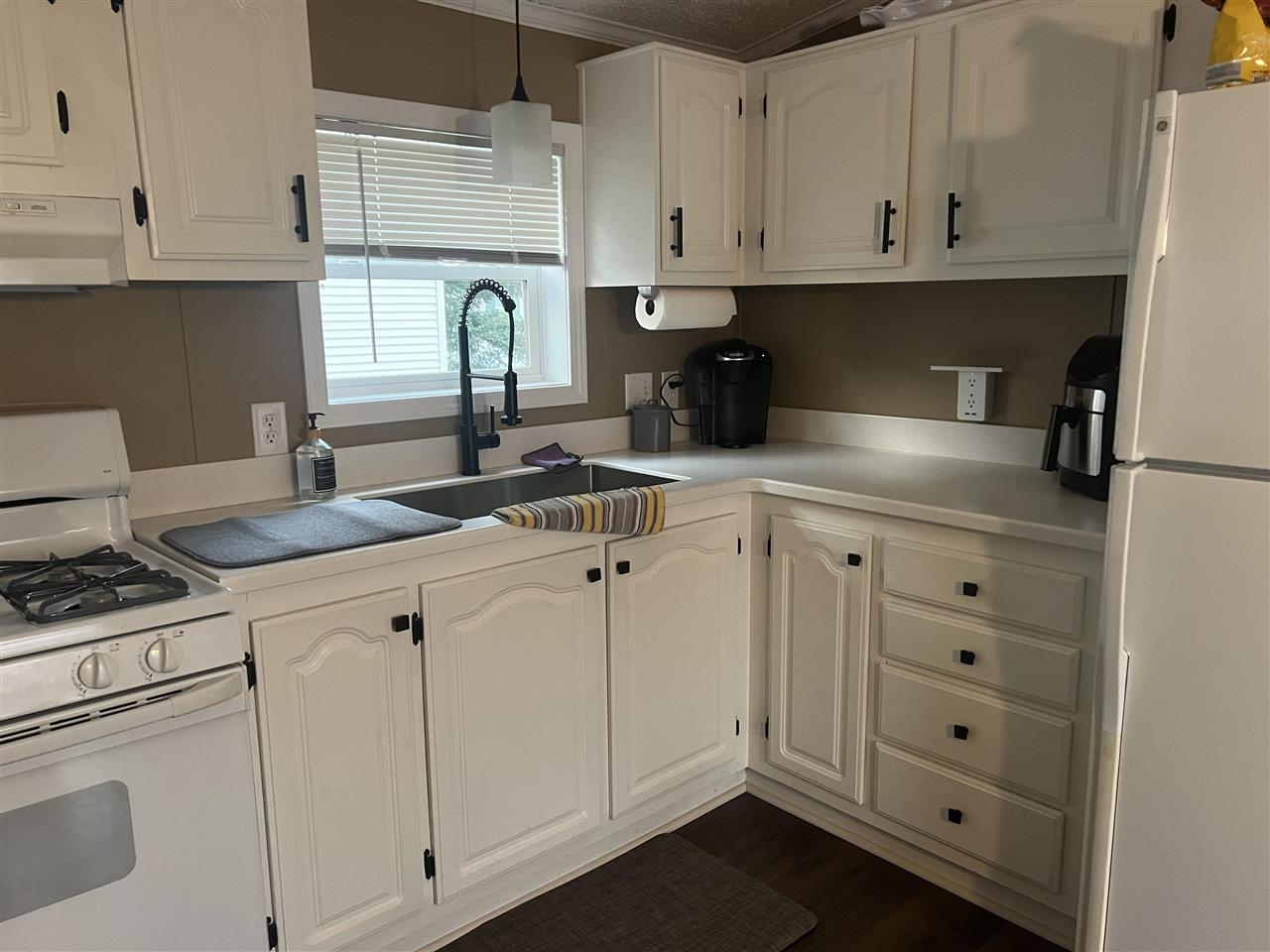 631 E Lake Street Unit: 20