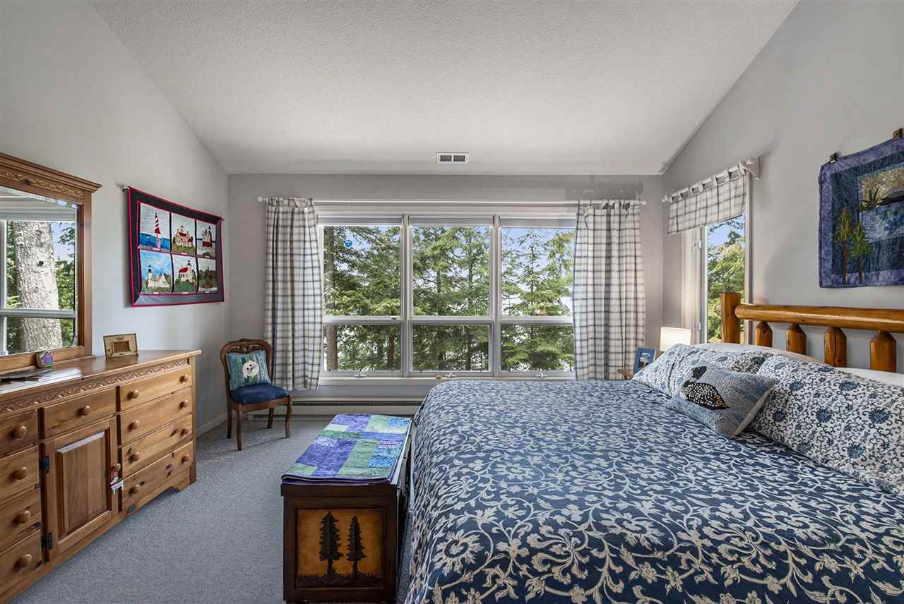 6983 N Lake Shore Dr.