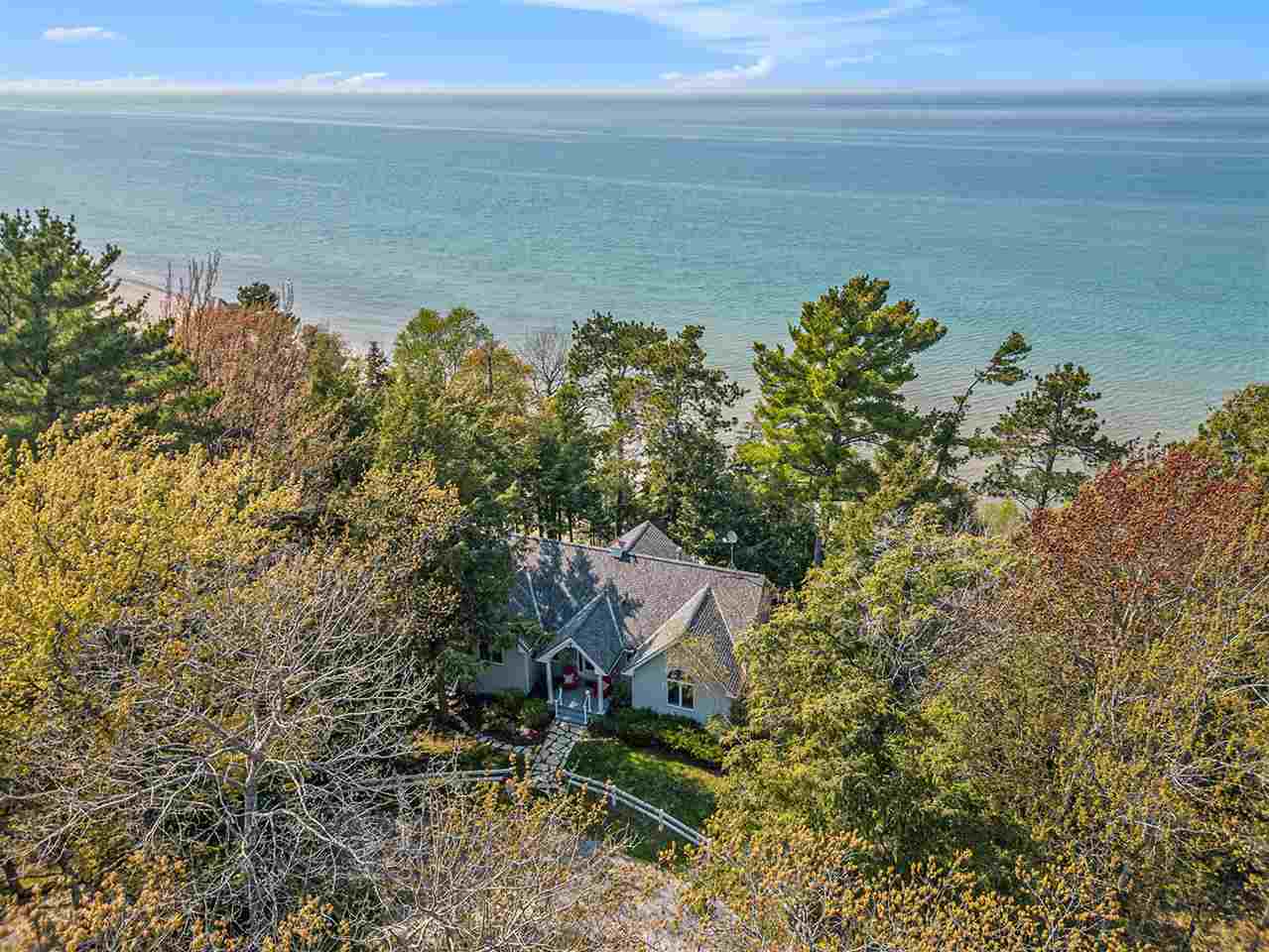 6983 N Lake Shore Dr.