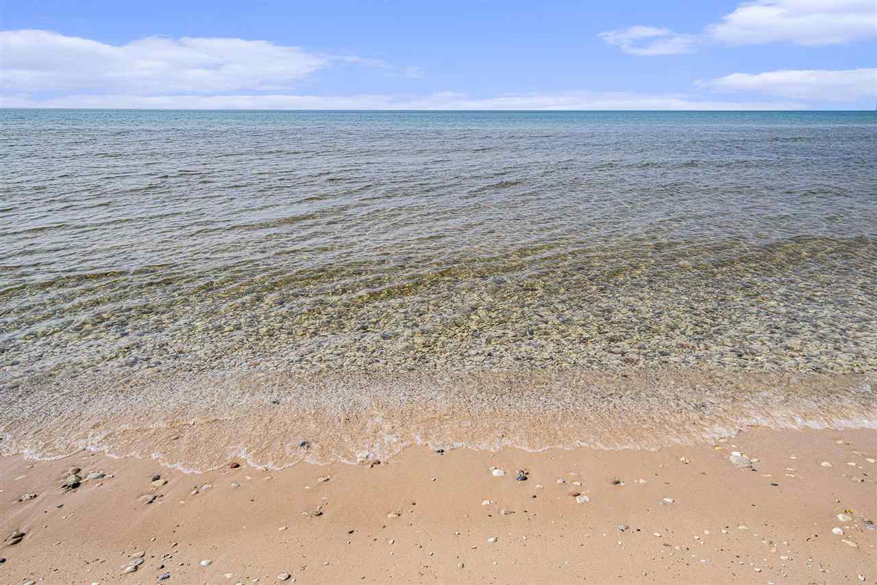 6983 N Lake Shore Dr.