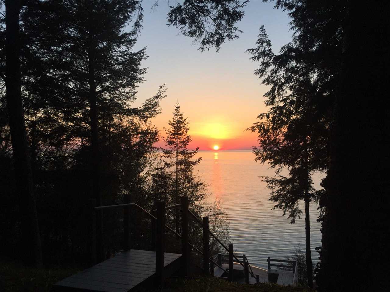 6983 N Lake Shore Dr.