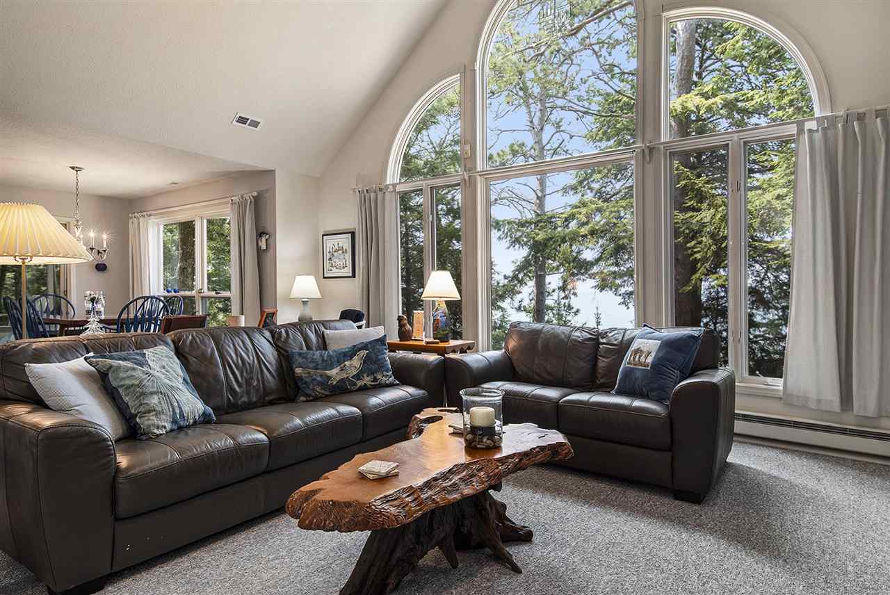 6983 N Lake Shore Dr.