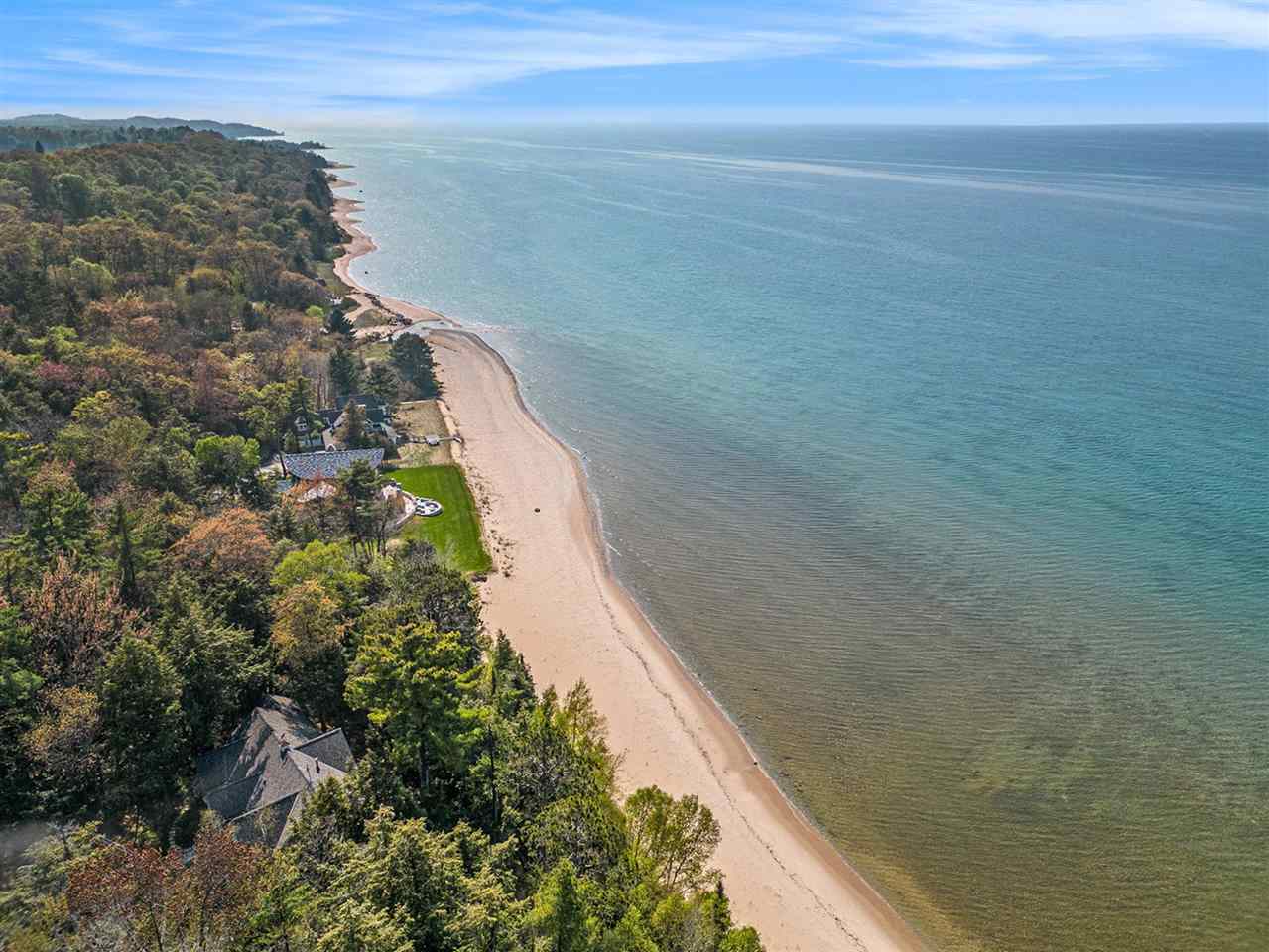 6983 N Lake Shore Dr.