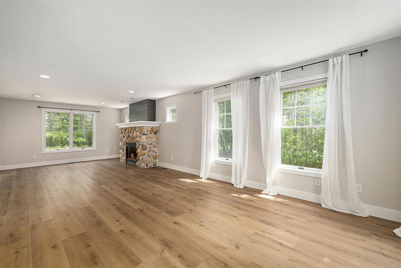1241 Autumn Lane