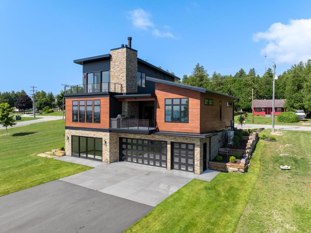 616 N Ontario Street