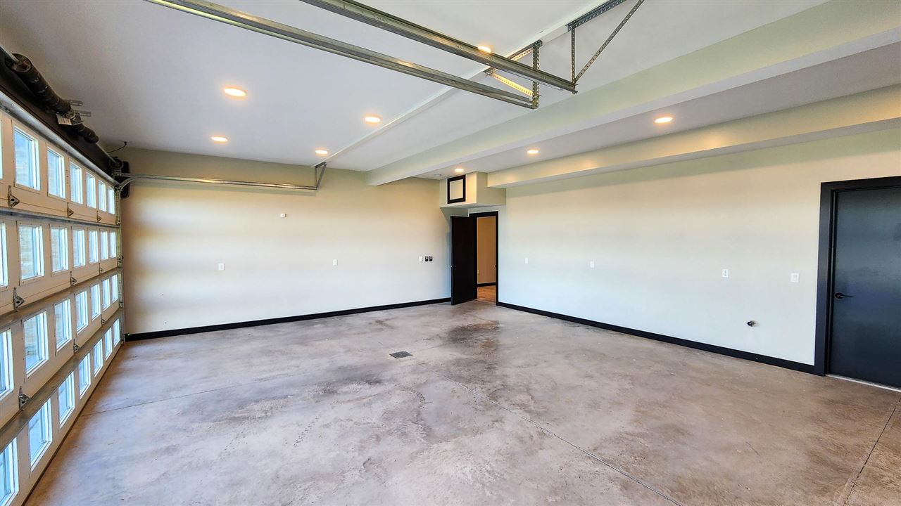 616 N Ontario Street