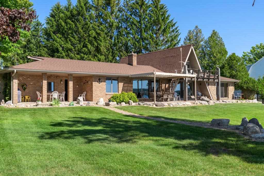 1047 N West Torch Lake Drive