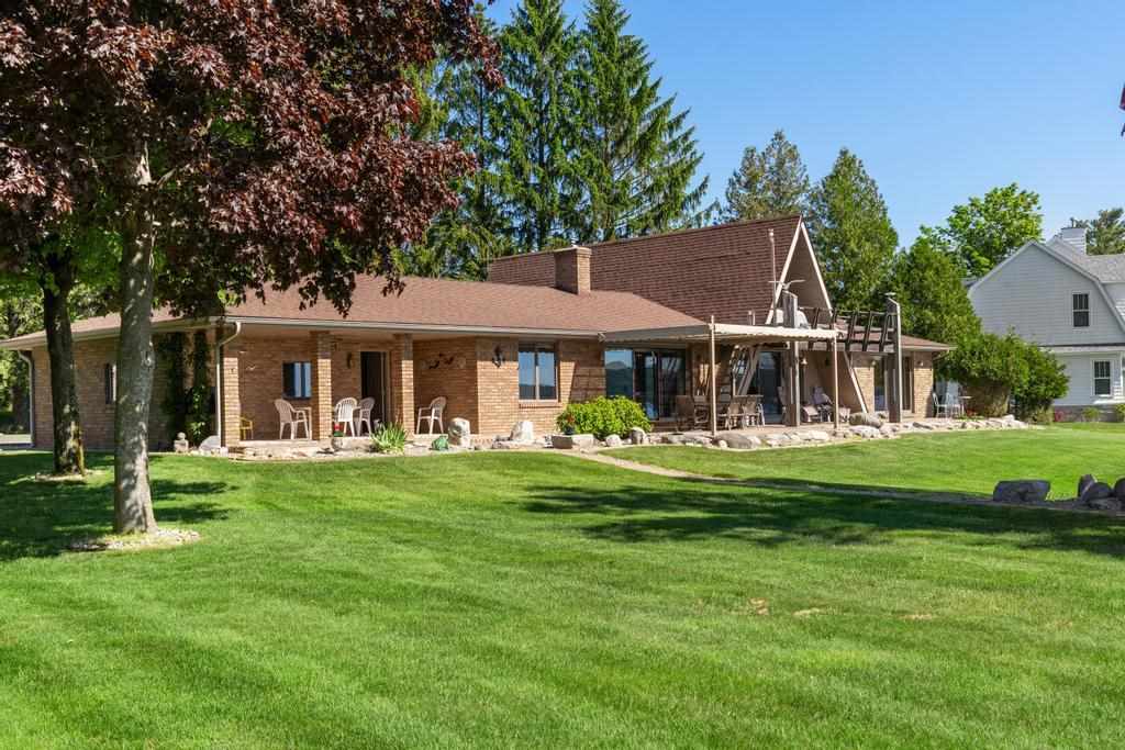 1047 N West Torch Lake Drive