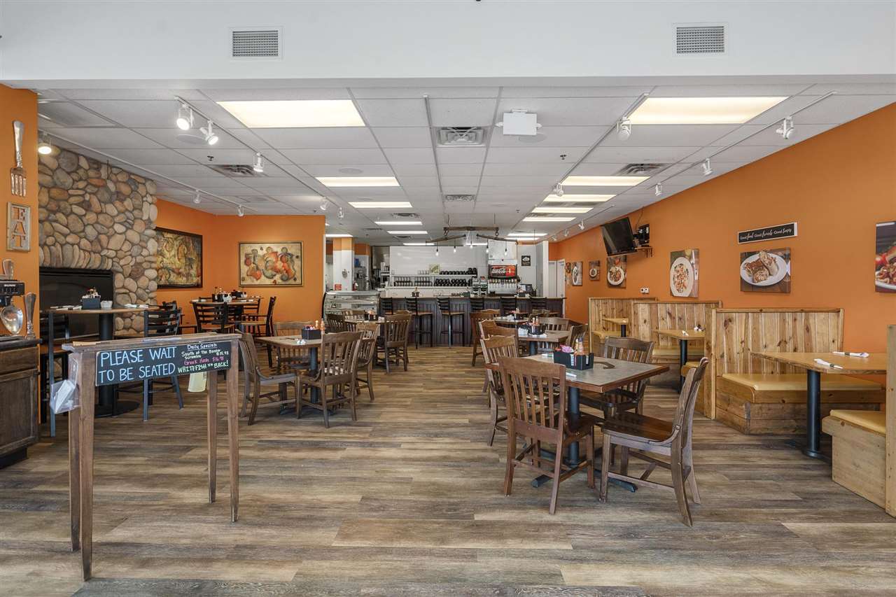 3890 Charlevoix Avenue Unit: 290