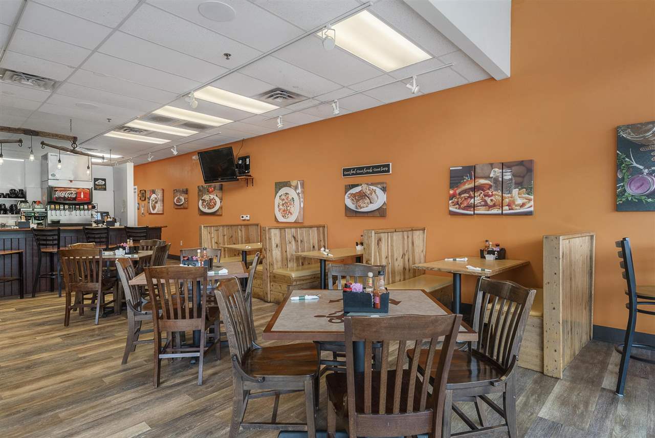 3890 Charlevoix Avenue Unit: 290