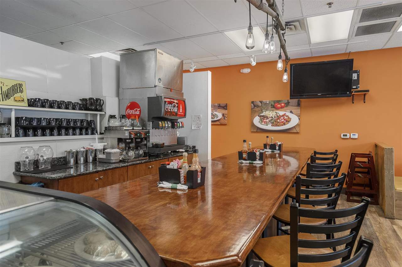 3890 Charlevoix Avenue Unit: 290