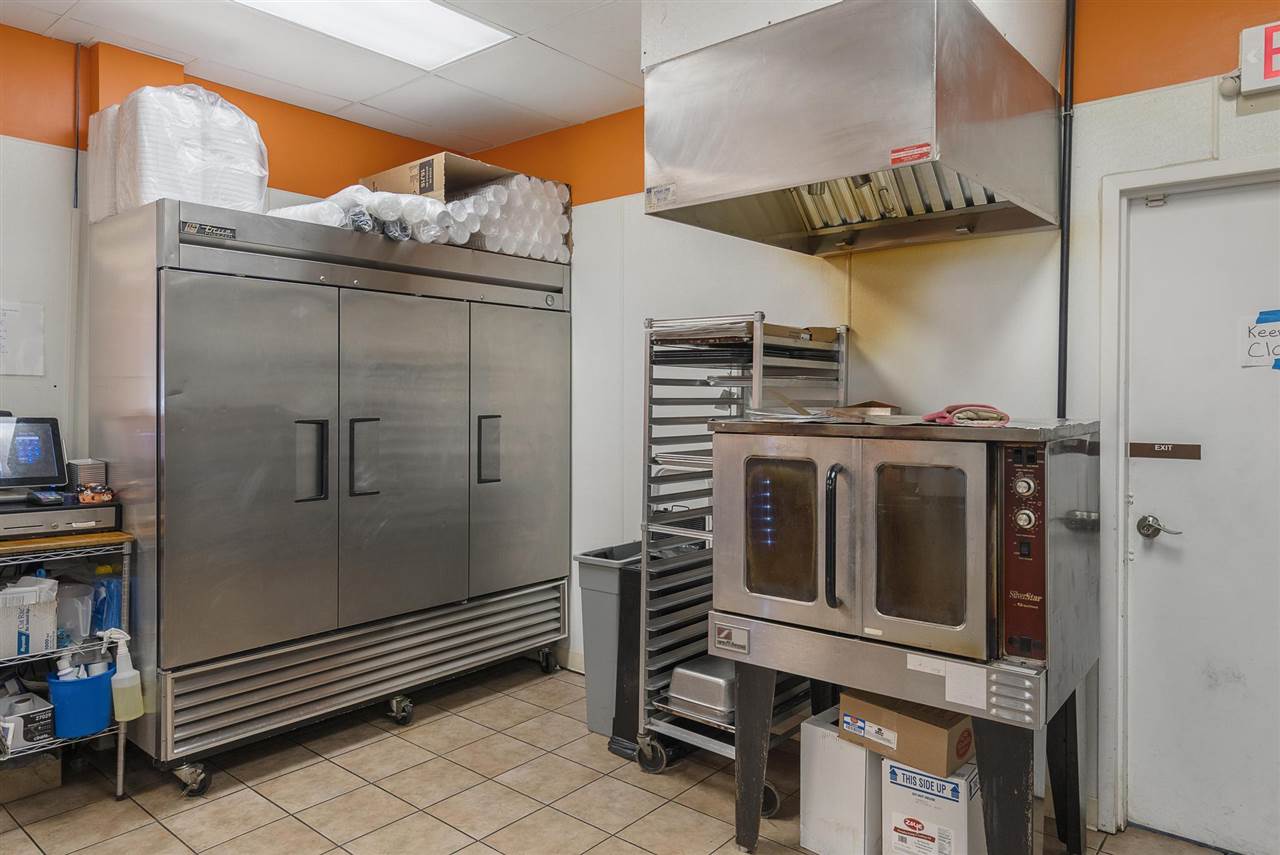 3890 Charlevoix Avenue Unit: 290