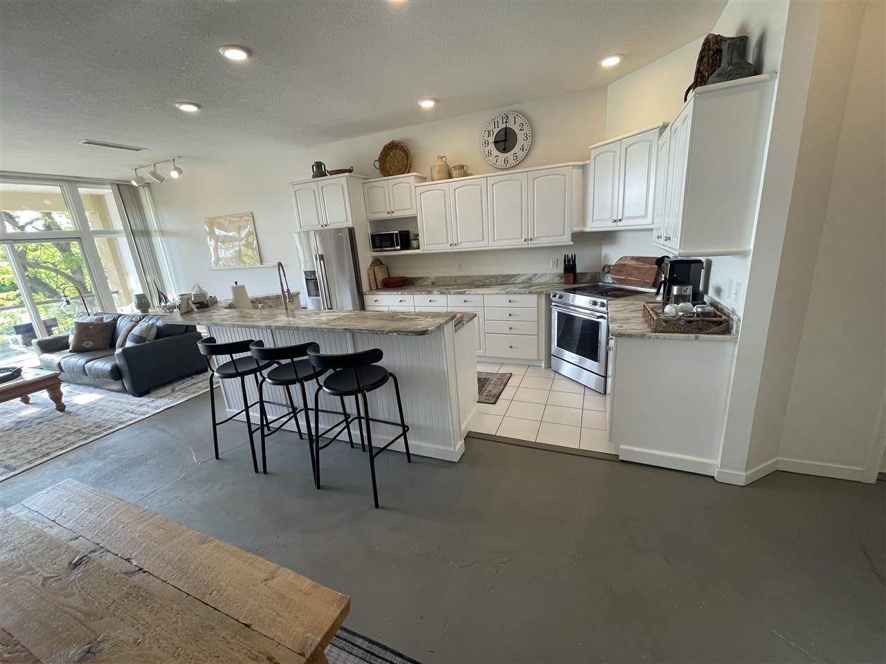 417 Bridge Street Unit: 203