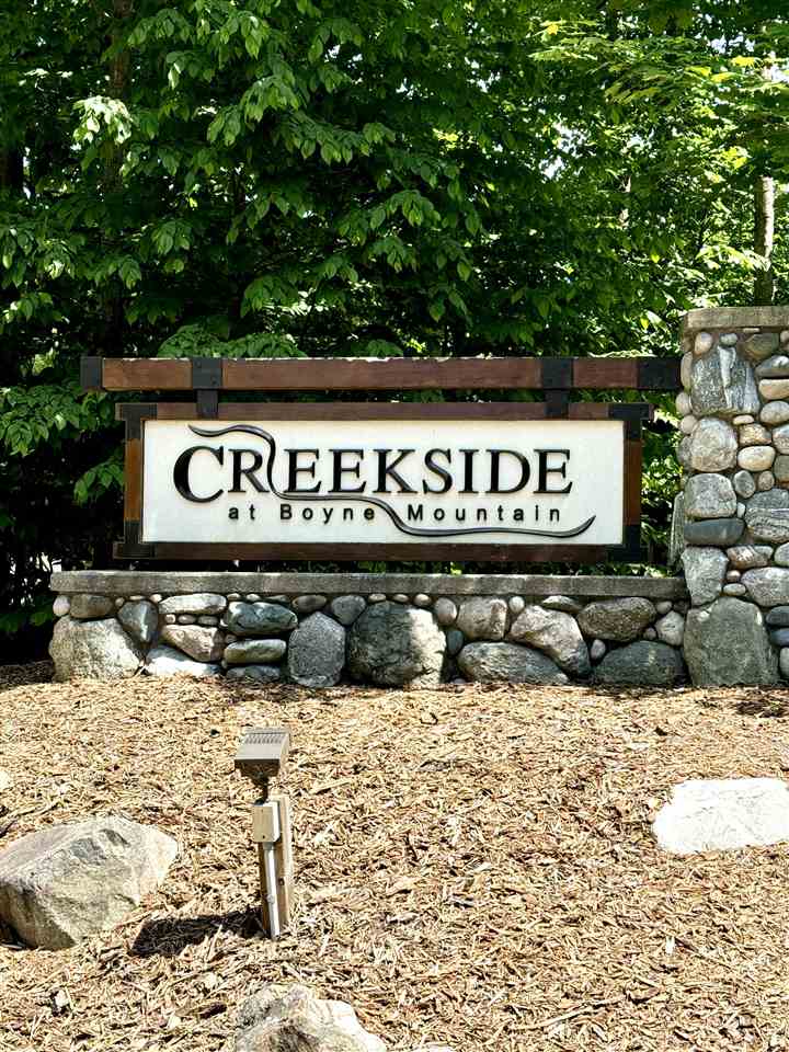 1710 E Strasse Unit: Unit# 7308