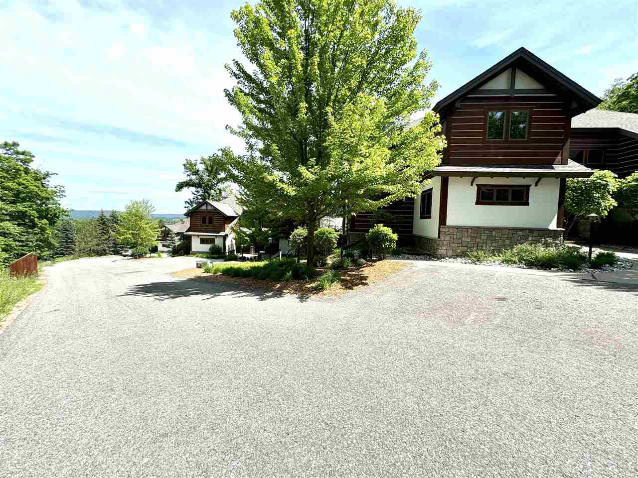 1710 E Strasse Unit: Unit# 7308