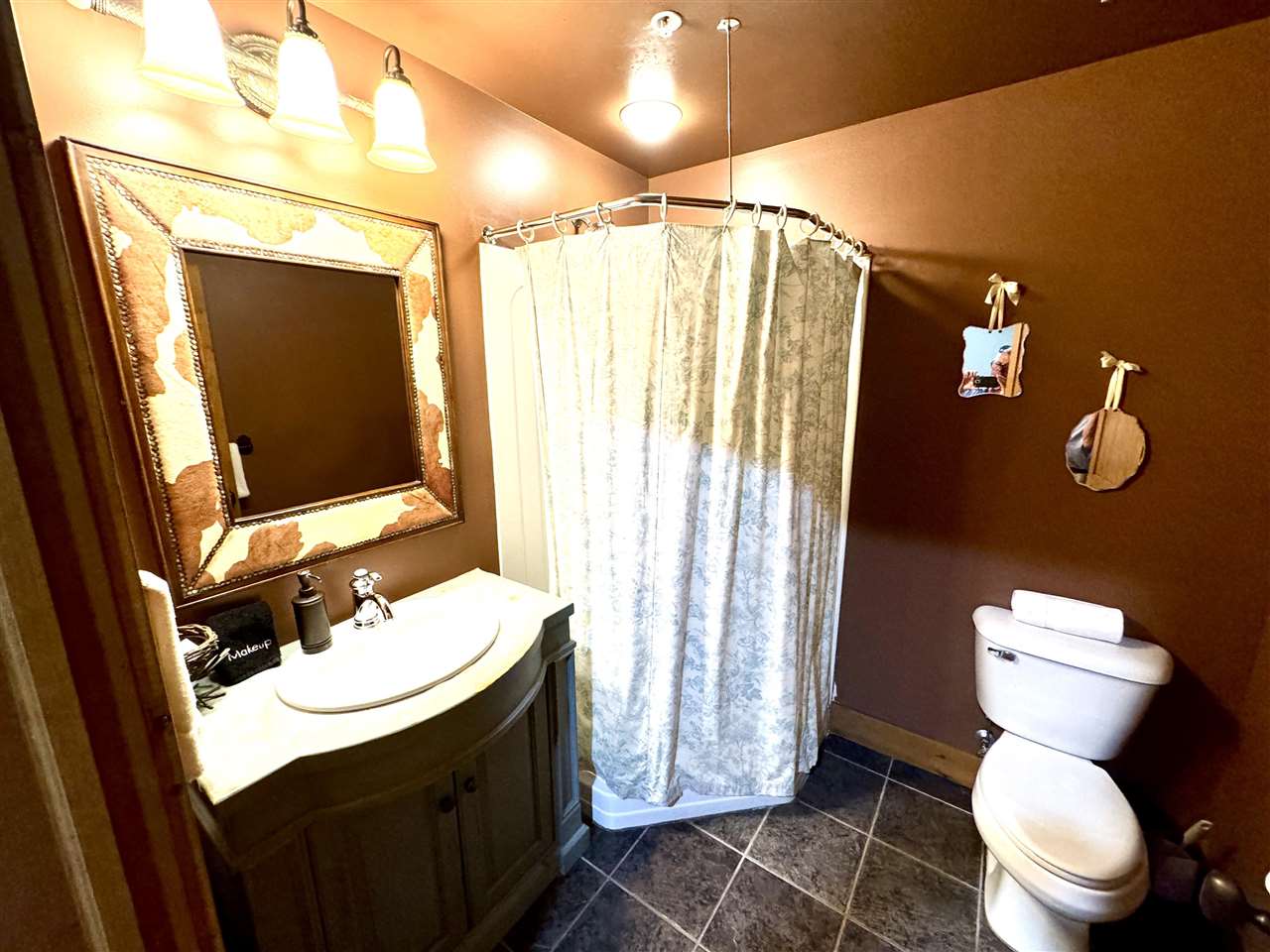 1710 E Strasse Unit: Unit# 7308