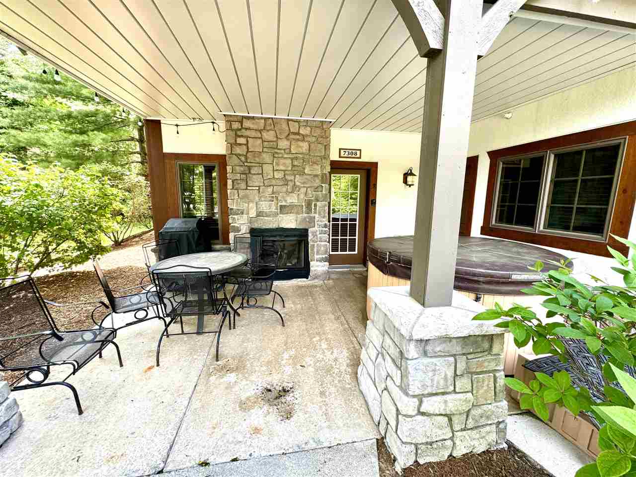 1710 E Strasse Unit: Unit# 7308