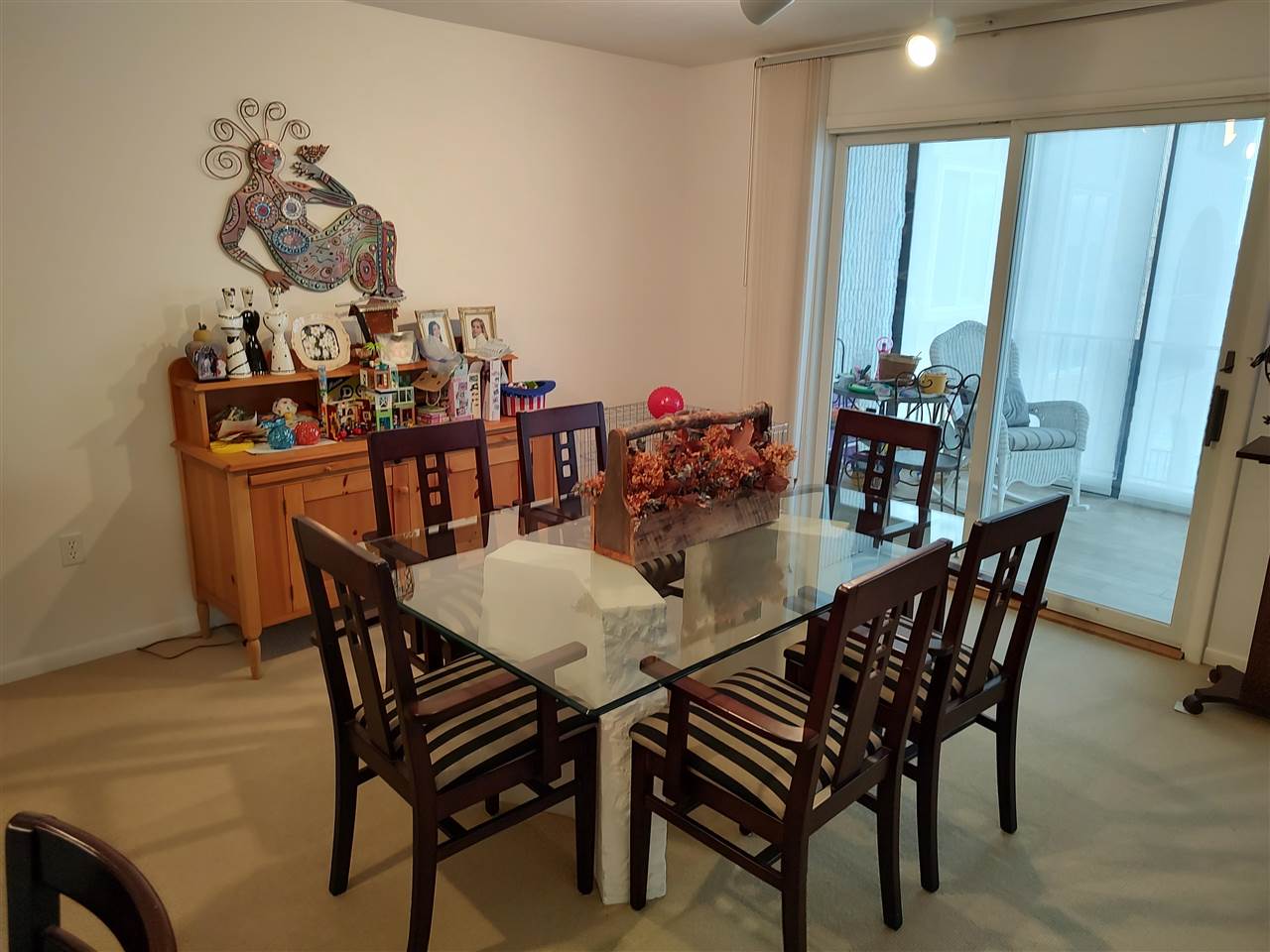 103 W Dixon Unit 202 Avenue Unit: 202